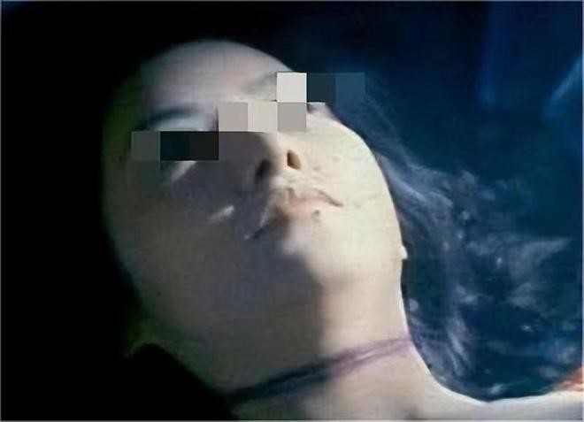 李小燕肆無忌憚在周曉軍面前會姦夫終招殺身禍。示意圖。馮律講法