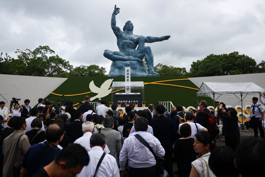 長崎市平和公園舉行紀念儀式，悼念原爆80周年。路透社