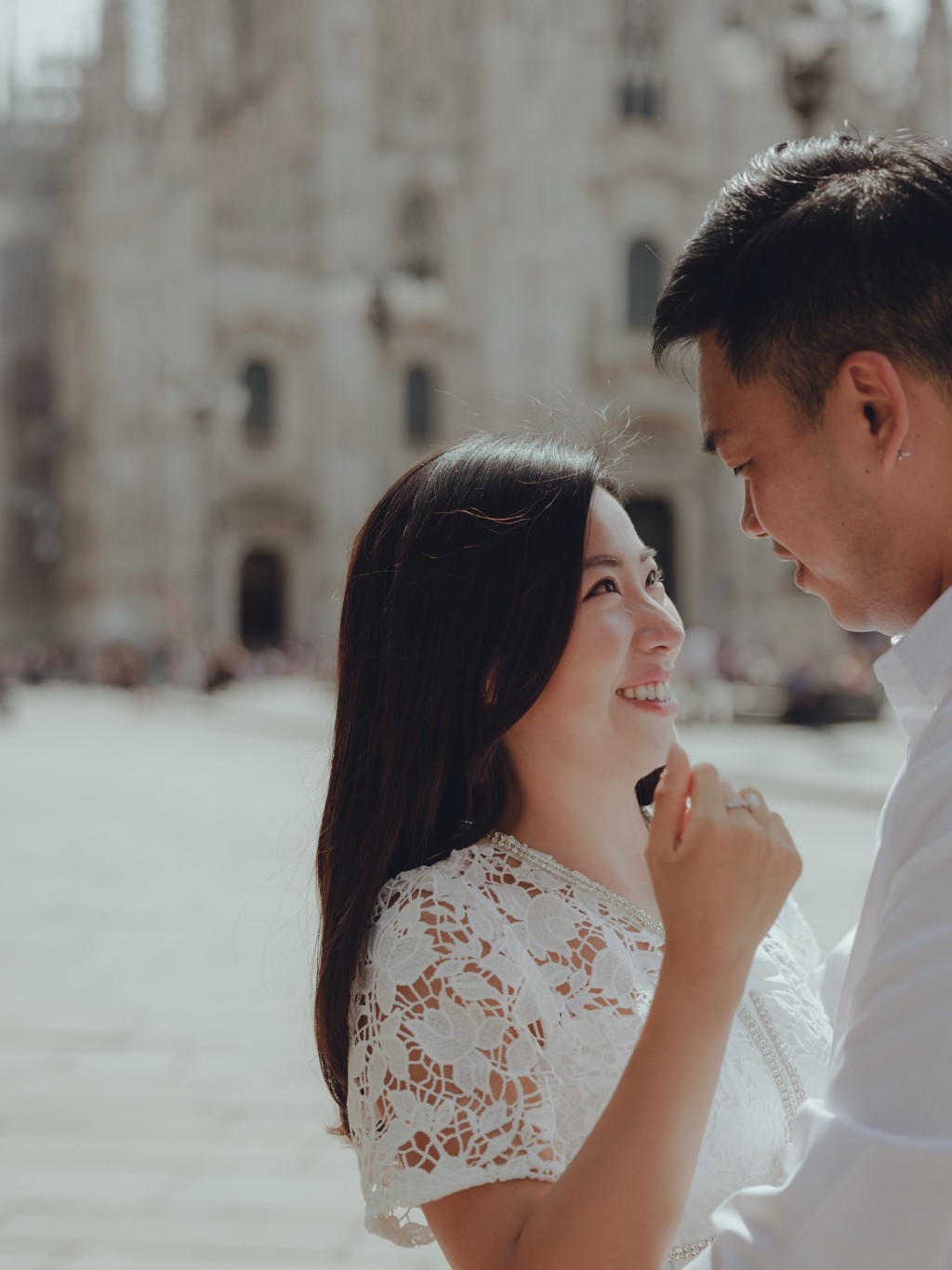 袁沅玉宣布結婚。