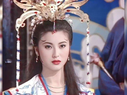 蔡曉儀昔日係古裝美人。 蔡曉儀昔日係古裝美人。