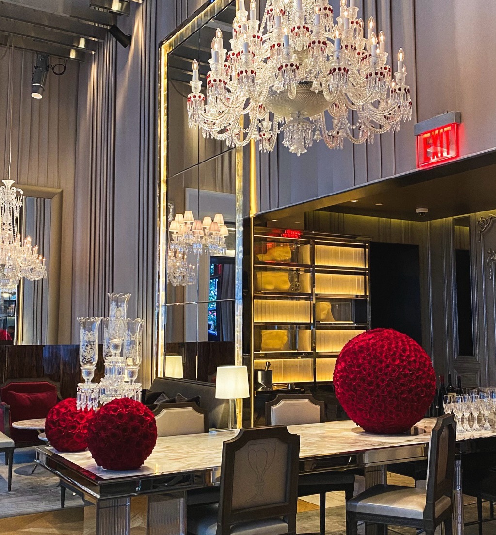 Pei Chung經營美食KOL人設，經常拍攝高級餐廳和精緻美食。IG/lu.pychung