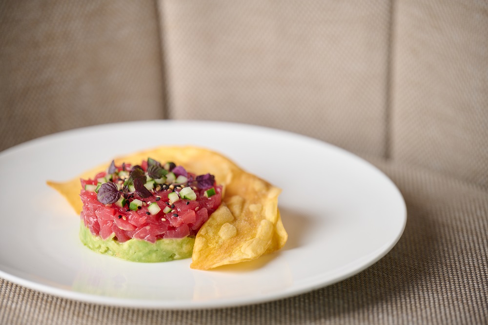 吞拿魚他他配牛油果 吞拿魚他他配牛油果