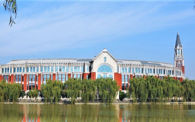 華東政法大學。網圖
