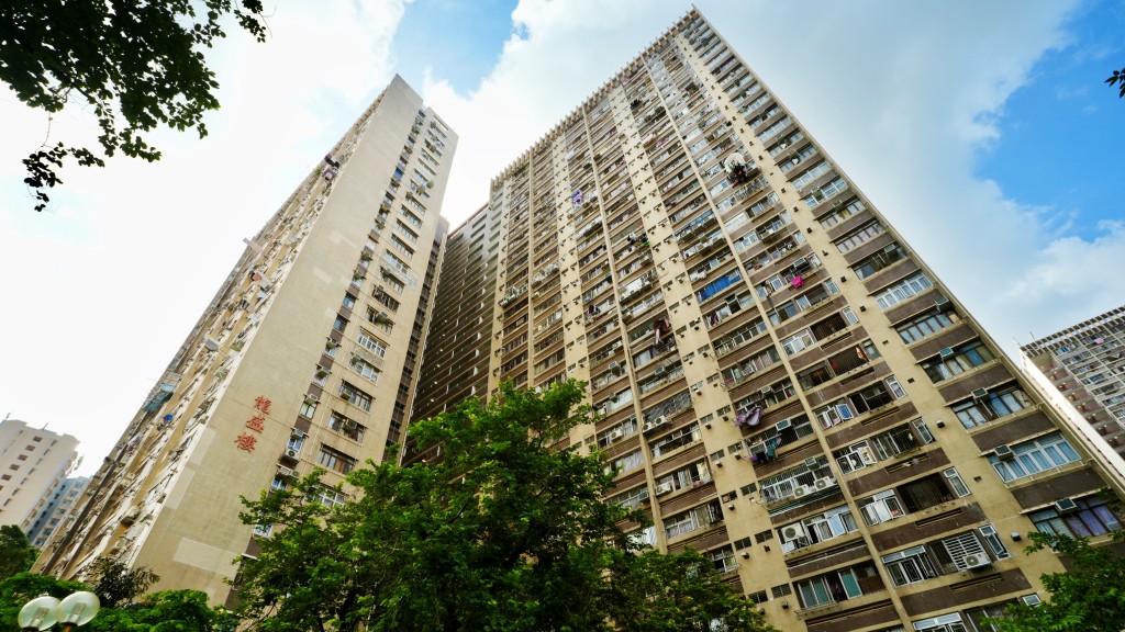 黃大仙公屋天降花盆打中人 7旬男住戶被捕。資料圖片