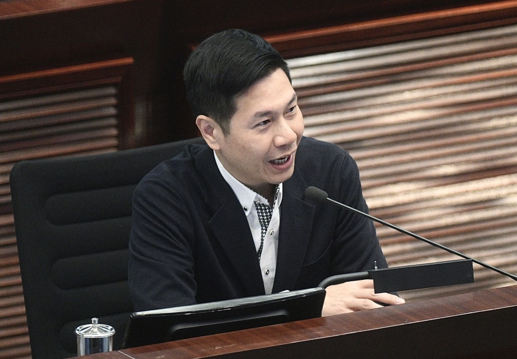 吳傑莊提出「更好配合國家擴大高水平對外開放發展策略」議案。
