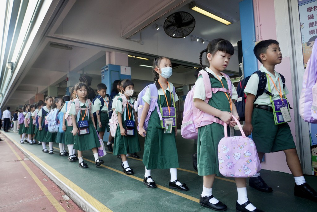 學童情緒困擾來源學業和學習過程。資料圖片 學童情緒困擾來源學業和學習過程。資料圖片