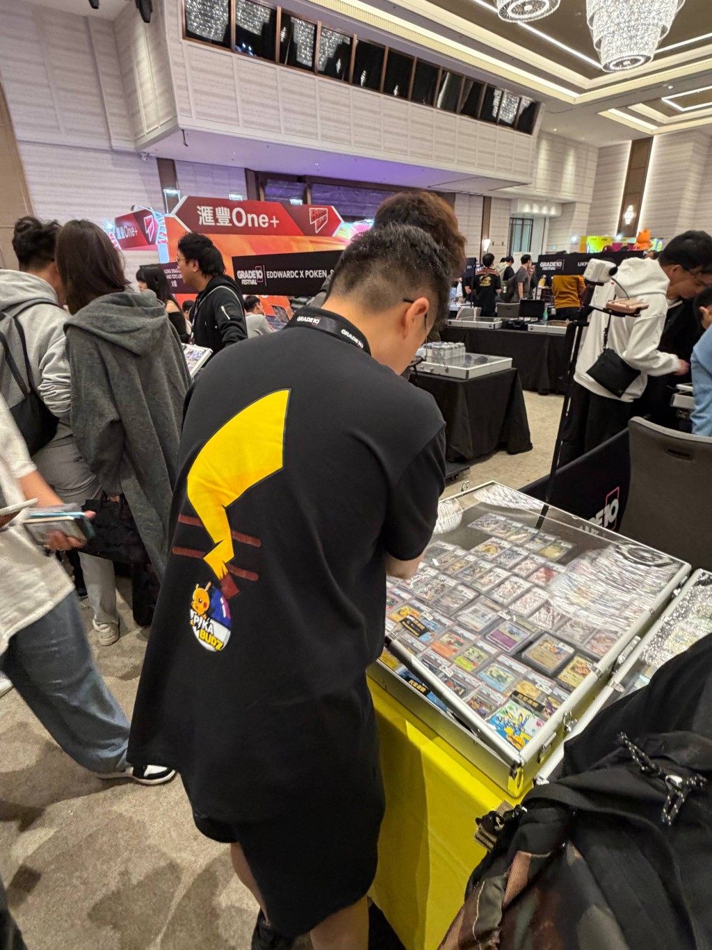 資深收藏家陳生