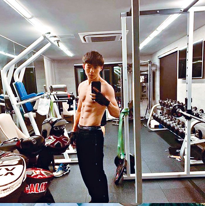 Ian坦言操肌操上癮，身形比當運動員時更好，望努力Keep住肌肉。