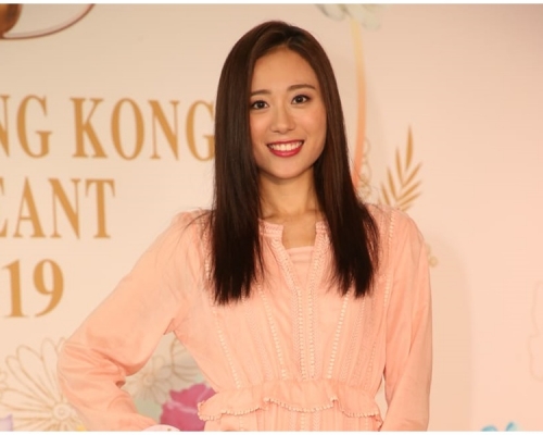 決賽在即，王菲臉上爆壓力瘡。