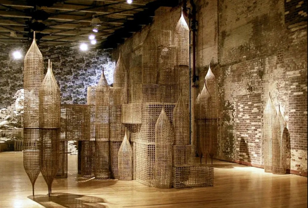 Sopheap Pich 2011年作品《複合物》(Compound)，M+博物館收藏。