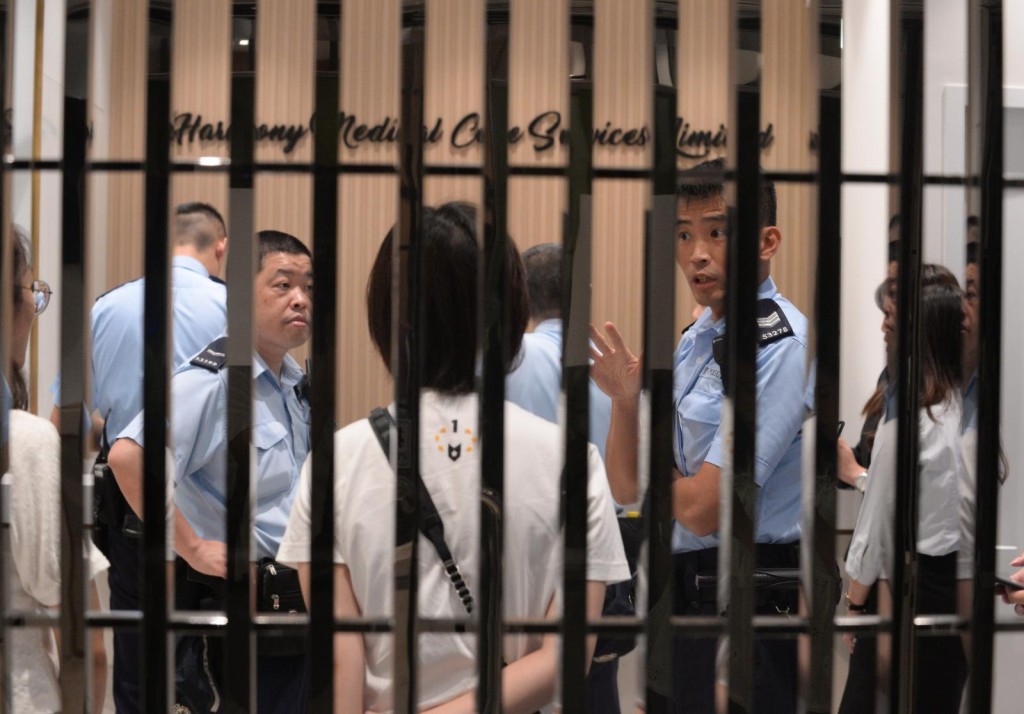 有警員到場中心調查。