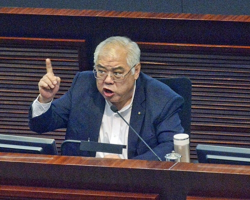 民建聯黃定光激動發言。資料圖片