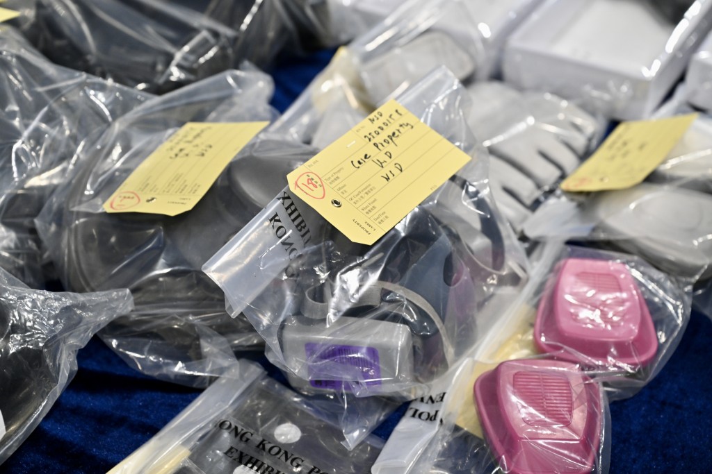 警務處國安處展示證物。劉駿軒攝 警務處國安處展示證物。劉駿軒攝