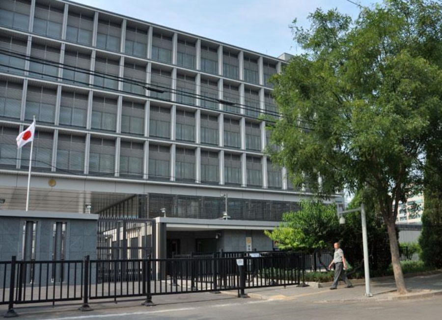 日本駐中國大使館表示已要求與被捕男子會面。