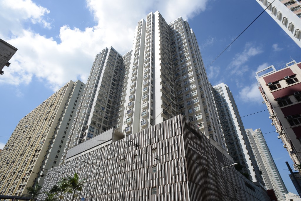 欣景花園高層3房戶955萬易手