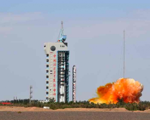 長征二號丁運載火箭成功將高分九號05星送入預定軌道。新華社