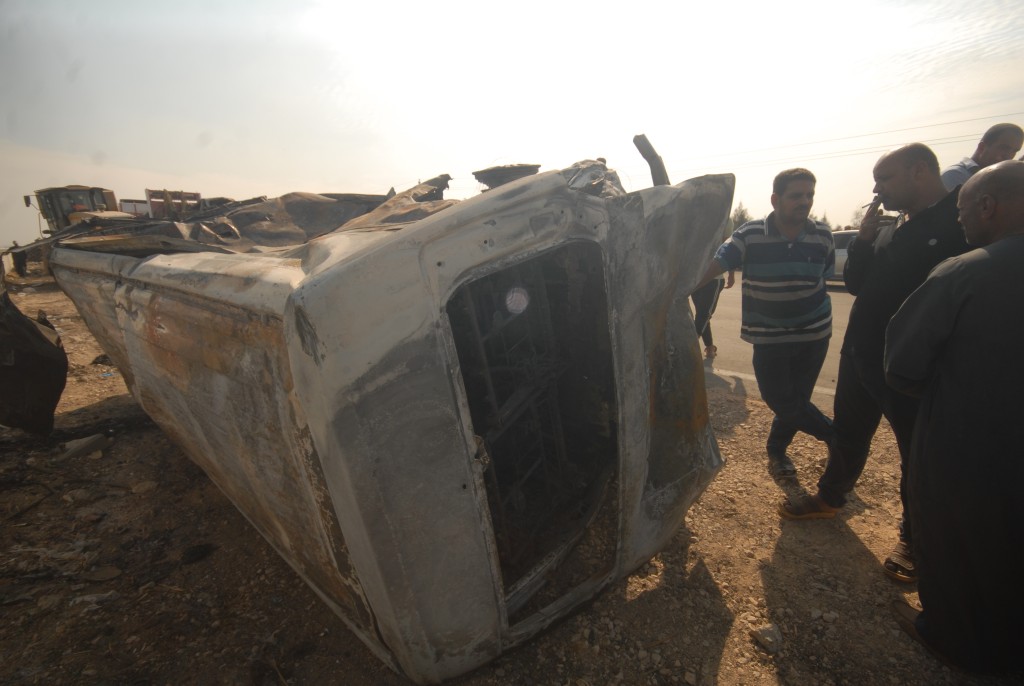 埃及北部高速公路多车连环相撞，酿32人死亡63人受伤。新华社