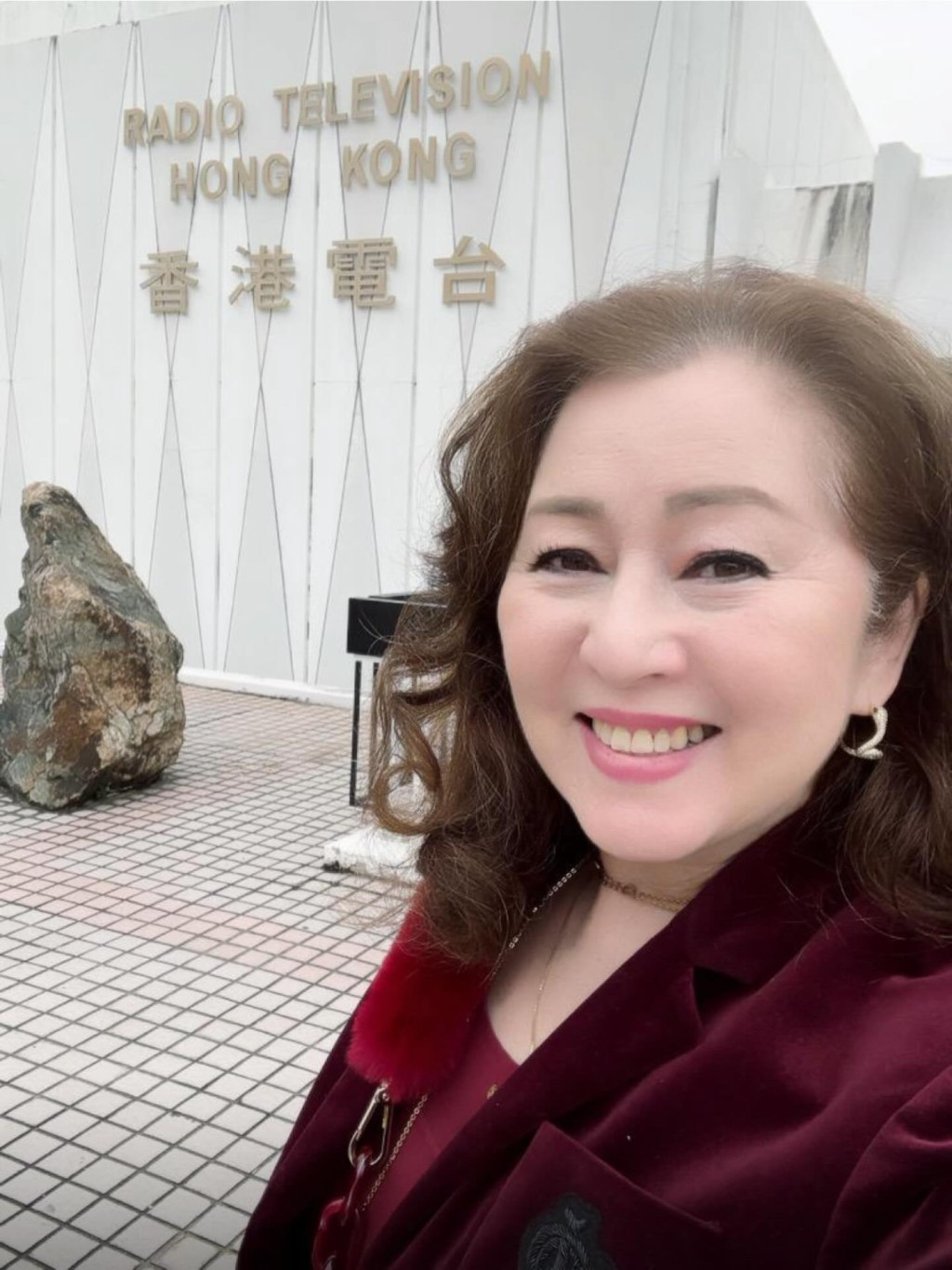 張瑪莉2012年再婚,有指是在教會認識現任老公。 張瑪莉2012年再婚,有指是在教會認識現任老公。