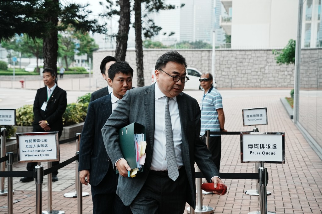 许伟强资深大律师。