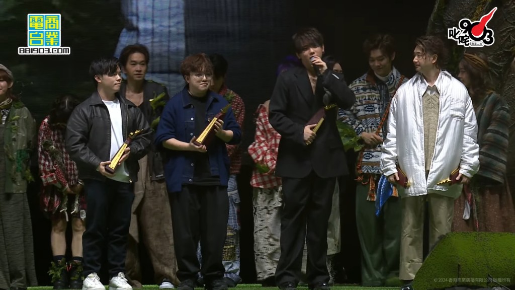 「叱咤乐坛我最喜爱的歌曲大奖」由姜涛的《涛》夺得。