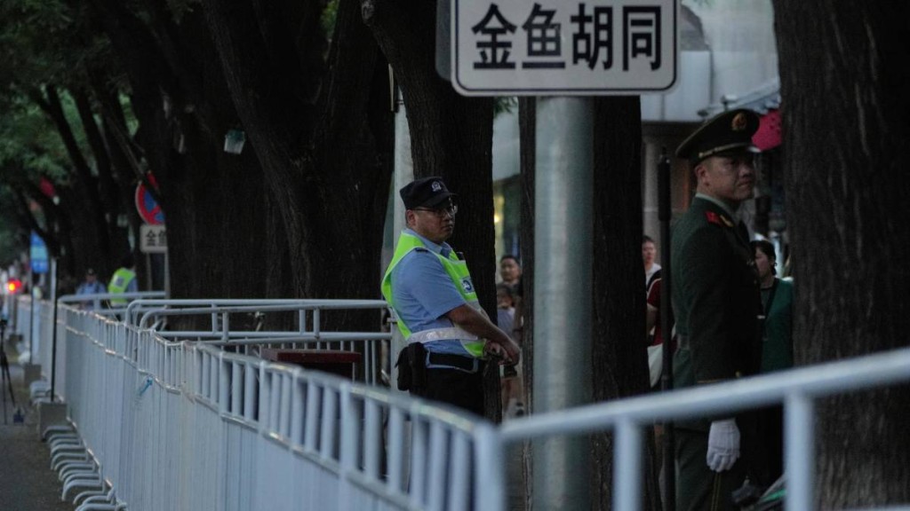 北京長安街交通管制 料為9.3閱兵做準備