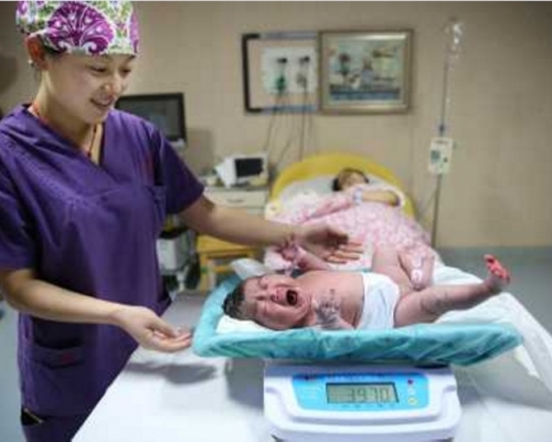 調查顯示過半一孩家庭不願再生。資料圖片