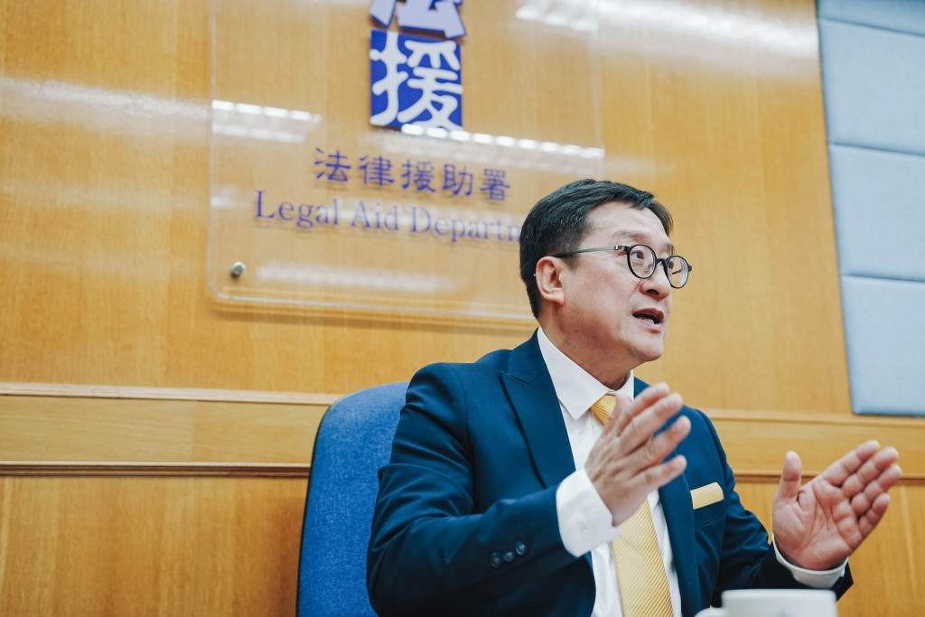 法援署署長陳澤銘接受《星島》專訪。 法援署署長陳澤銘接受《星島》專訪。