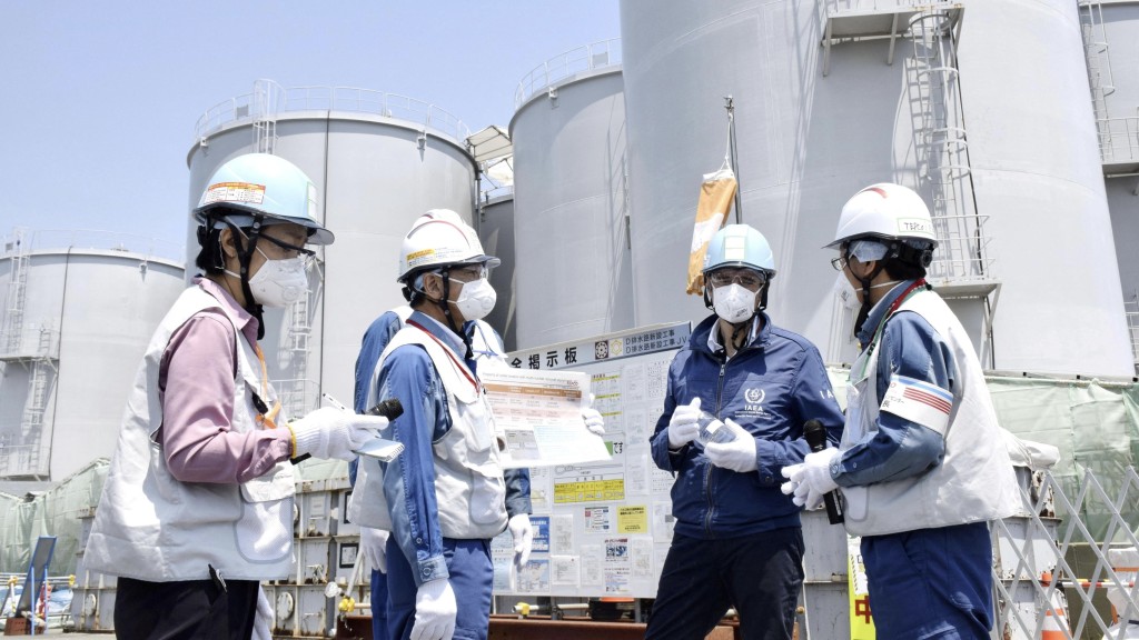 IAEA總幹事格羅西2022年5月視察福島第一核電廠。 路透社
