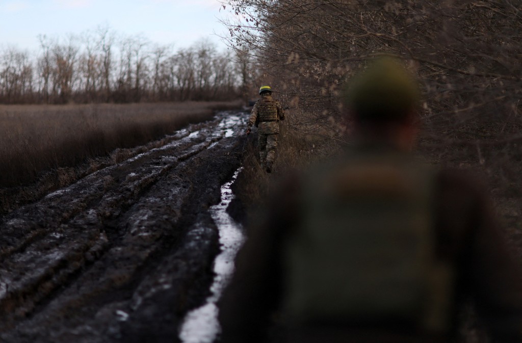 乌克兰军人在艰难中作战。路透社