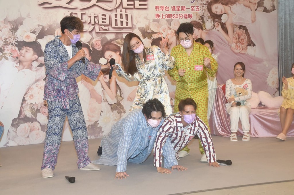 Ali在活動上騎着廣沛及庭鋒，並大讚兩男腰力及節奏Good Fit。