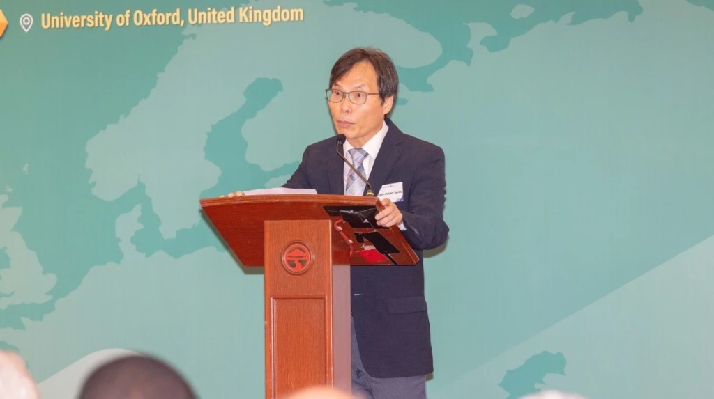 嶺大協理副校長(策略型研究)及研究生院院長鄺得互在歡迎辭中,強調此課程的學術與全球價值。嶺大提供 嶺大協理副校長(策略型研究)及研究生院院長鄺得互在歡迎辭中,強調此課程的學術與全球價值。嶺大提供