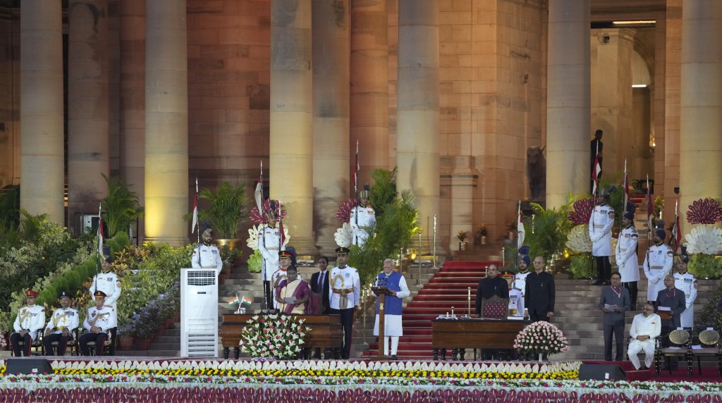 莫迪的就職儀式在首都新德里總統府舉行。美聯社