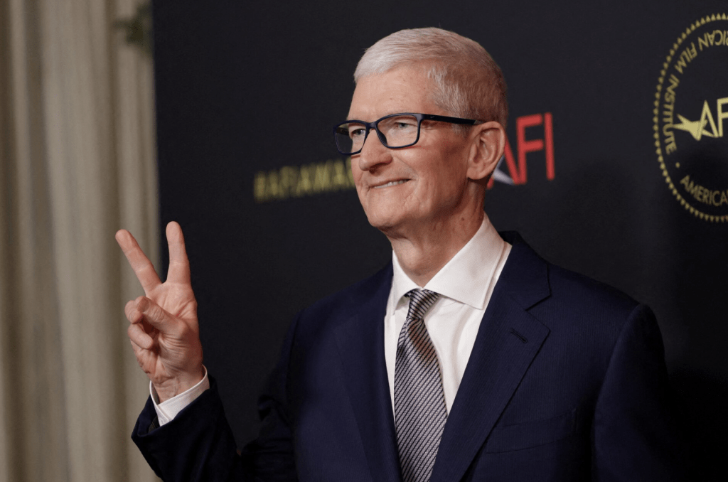 在庫克任內，蘋果市值由約三千五百億美元飆升至四萬億美元，升幅超過十倍。路透社