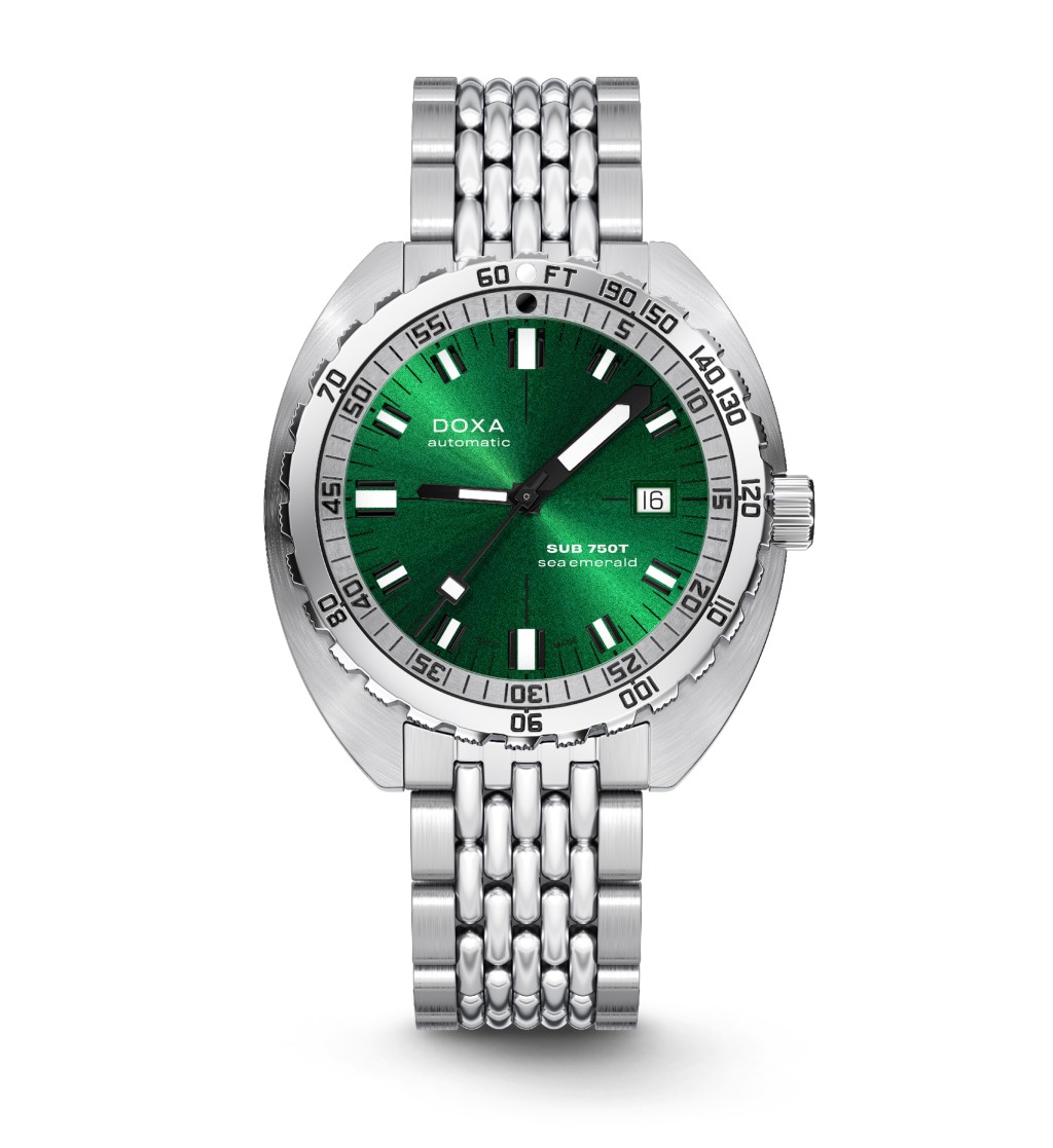 Doxa Sub 750T，錶殼：45×47mm不鏽鋼/機芯：Sellita SW300自動/售價： 2,490瑞郎（鏈帶）。