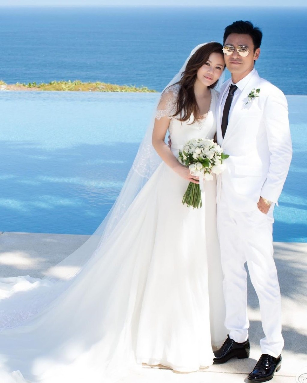 鍾鎮濤與范姜2014年結婚。  ​