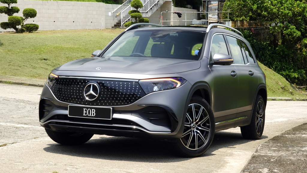 新版平治Mercedes-Benz EQB250+純電動SUV，同級鮮有7座位編排實用性高。