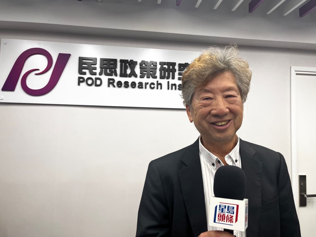 湯家驊透露自身的普通話水平「也很普通」。 湯家驊透露自身的普通話水平「也很普通」。