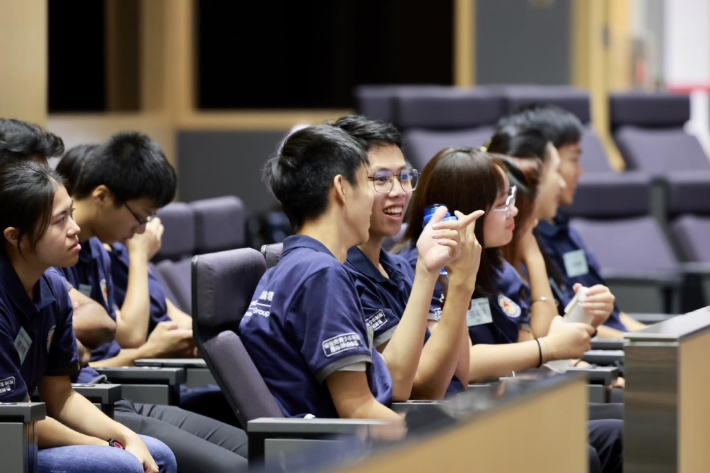 「保安局青少年制服團隊領袖論壇」今日在政府總部舉行年度匯報。保安局FB圖片