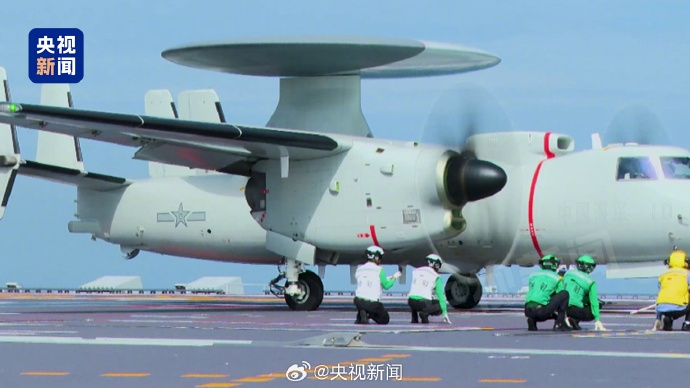 福建艦入列後完成首次海上實兵訓練。央視