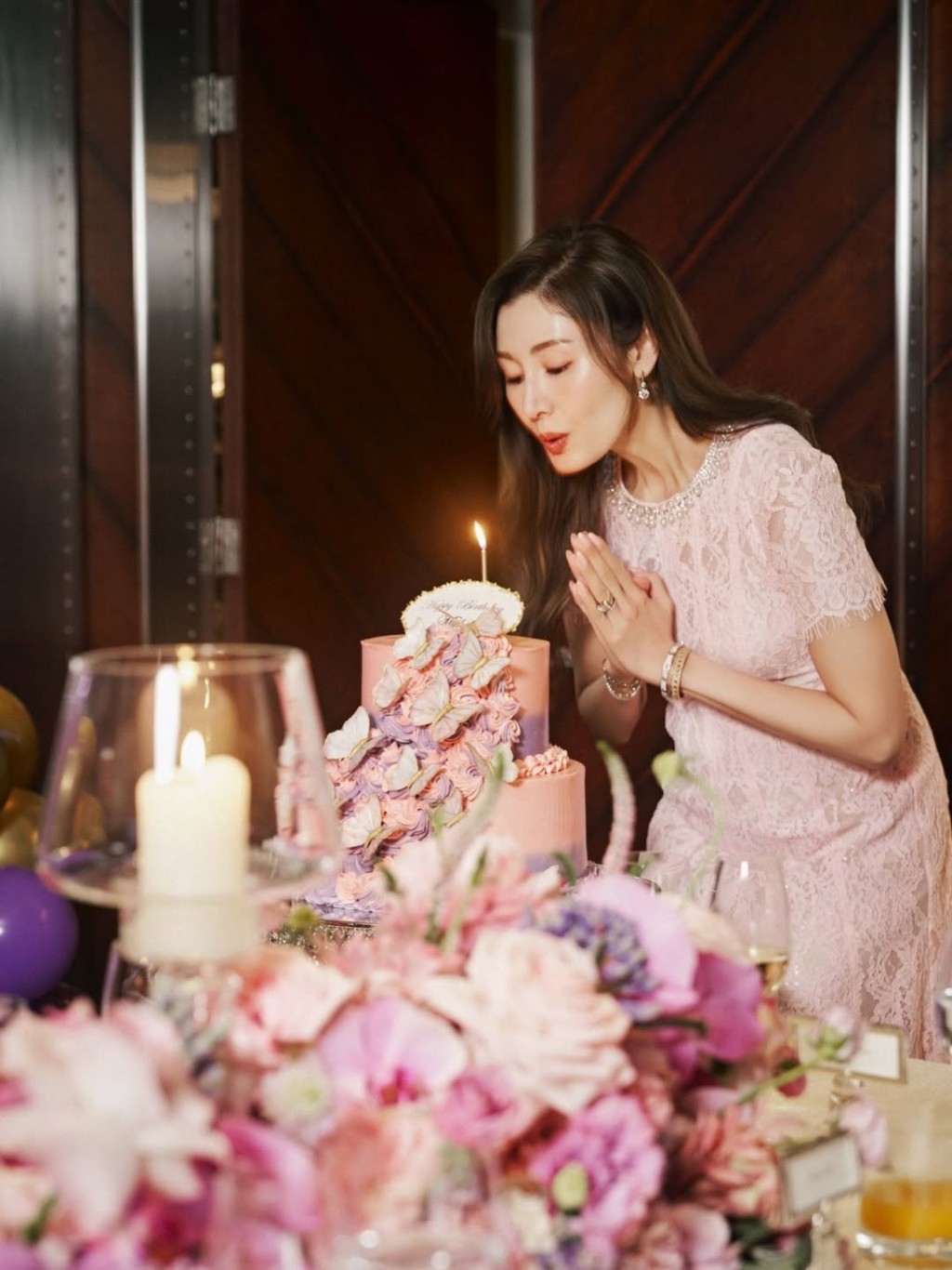 李嘉欣今日在IG分享慶祝生日的照片。 李嘉欣今日在IG分享慶祝生日的照片。