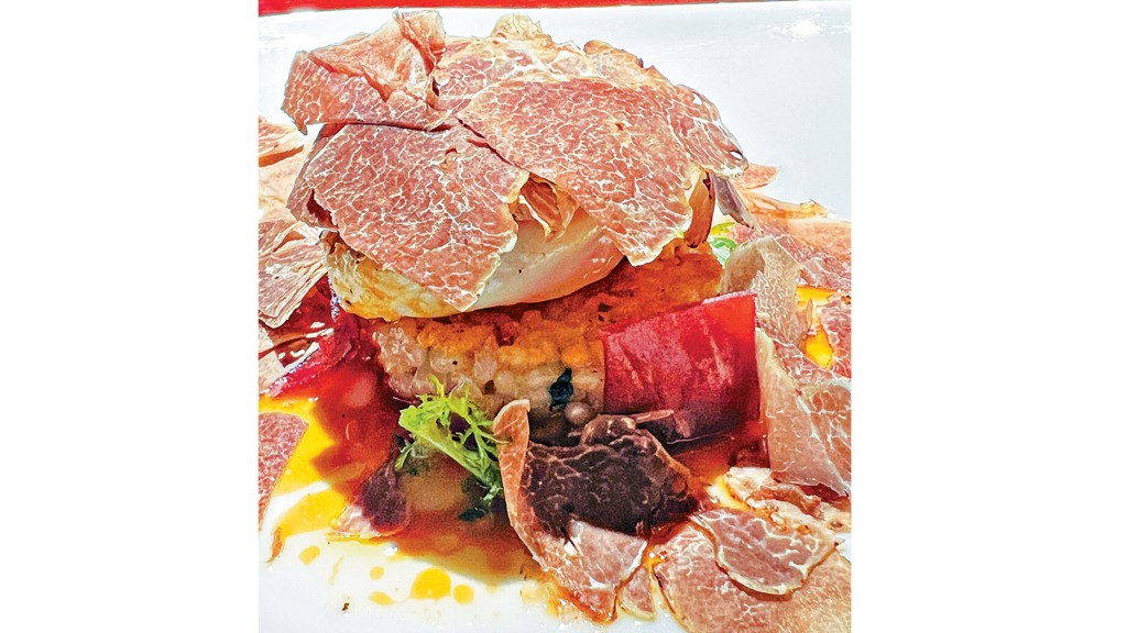 白松露配香煎珍珠米餅。