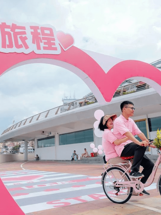 大鵬新區民政局婚姻登記處無敵海景，極致浪漫。