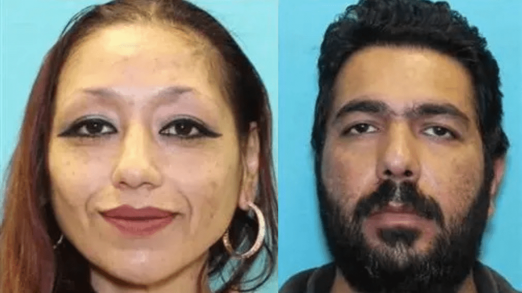 当局正通缉辛蒂（Cindy Rodriguez-Singh，左）与艾什迪普（Arshdeep Singh）。 德州公共安全部