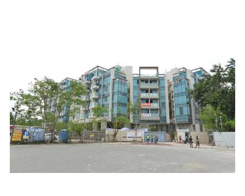 逸瓏園中層1330萬沽　4年半蝕56萬。