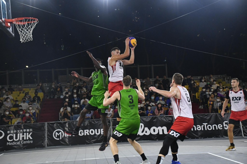 FIBA3×3世界巡回赛香港大师赛由立陶宛球队Sakiai(白衫)脱颖而出成为首届冠军。吴家祺摄