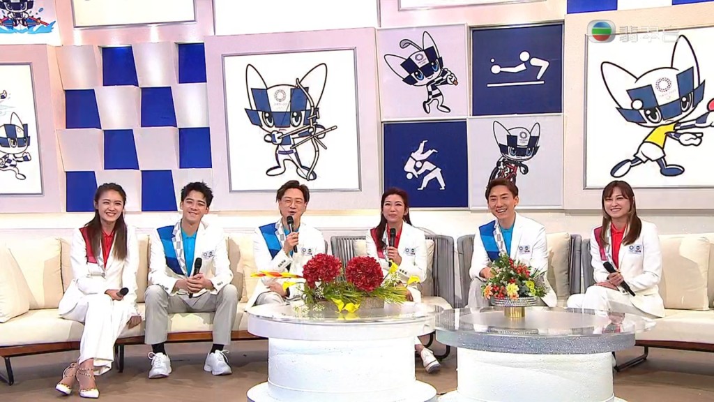 李浩林（左三）2021年主持TVB《2020东京奥运会》后，已鲜有在港幕前亮相。