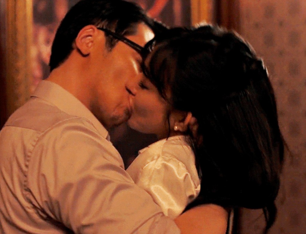 二人在劇中更有激吻戲份,被指「一吻定情」。 二人在劇中更有激吻戲份,被指「一吻定情」。