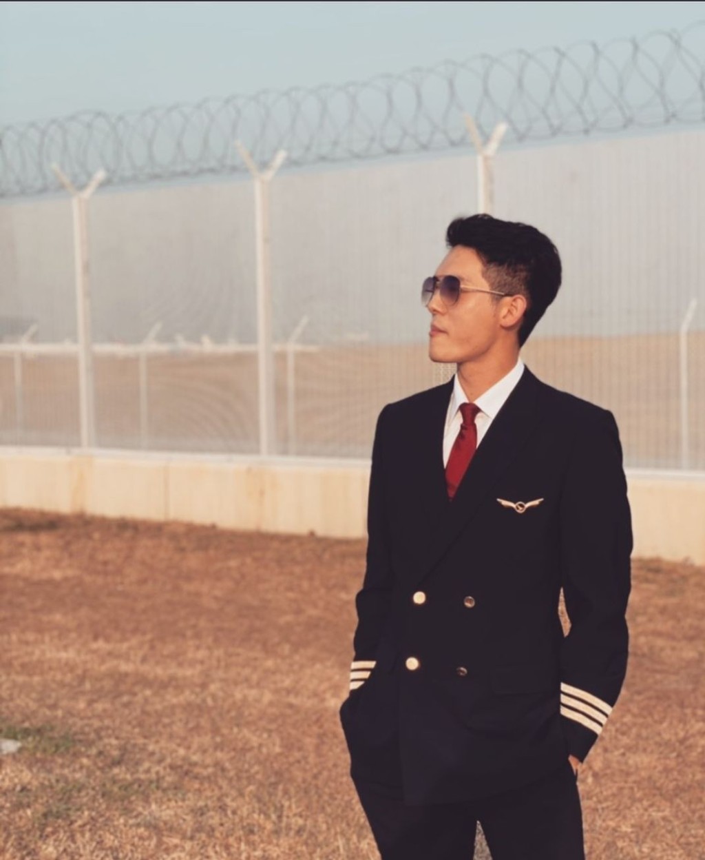 換上機師制服，即cool爆！