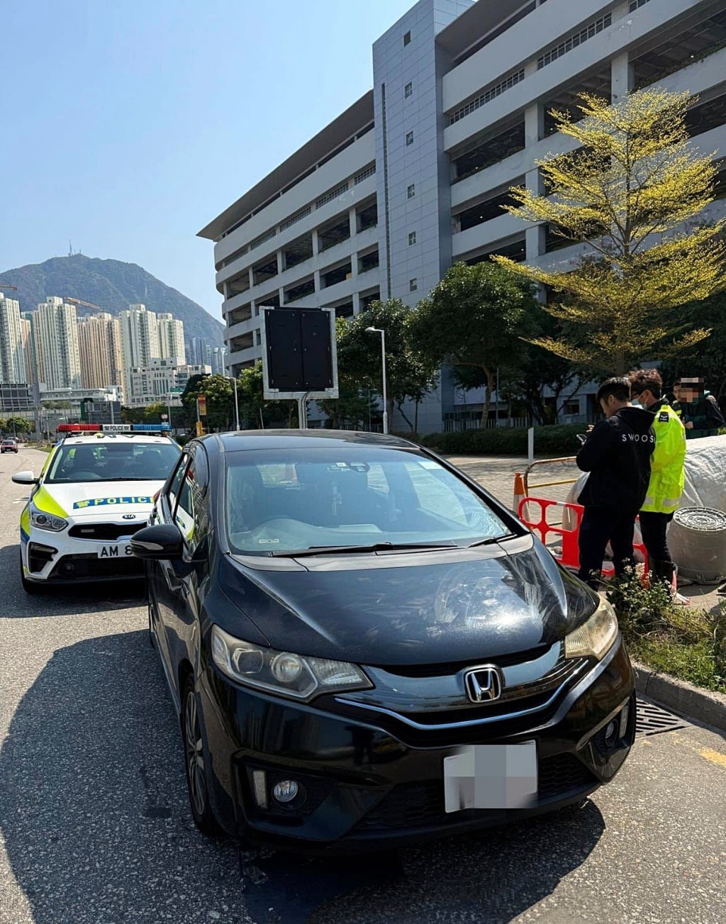 警方打擊白牌車。警方提供 警方打擊白牌車。警方提供