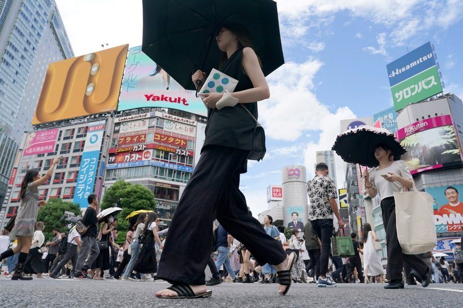東京澀谷強力取締亂丟垃圾。美聯社
